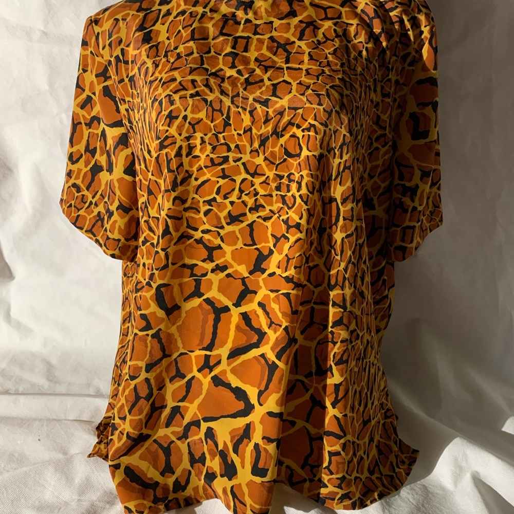 Modern Essentials Size XL Top Poly Animal Print